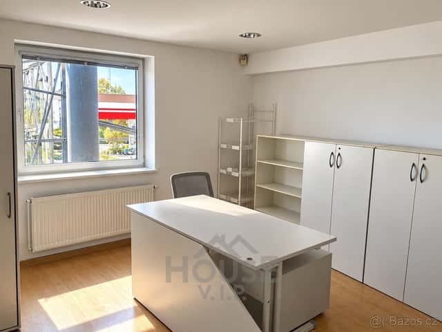 Pronájem kanceláře 15 m², Světice u Prahy., ev.č. 02300, okres Praha-východ