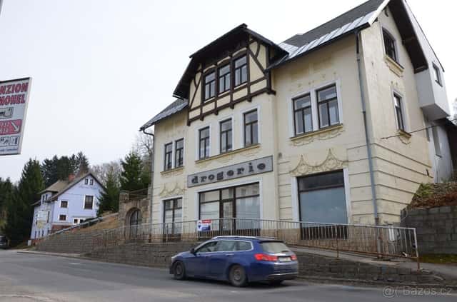 Bývalá Drogerie nedaleko centra Rokytnice k pronájmu, okres Semily