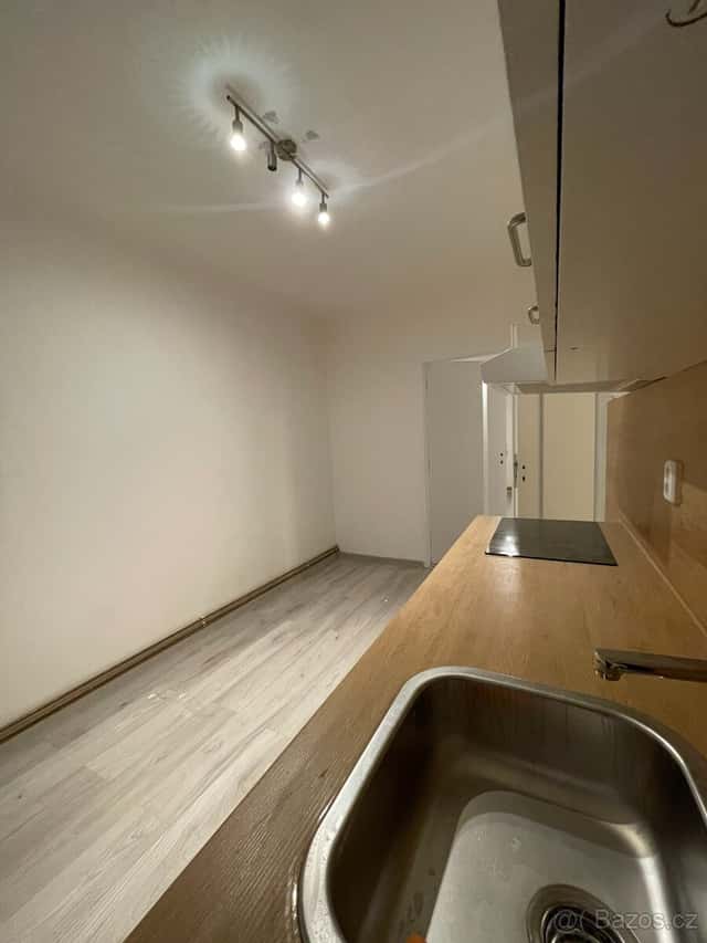 Pronájem bytu 1+1 42m2 po reko Podbořany, okres Louny