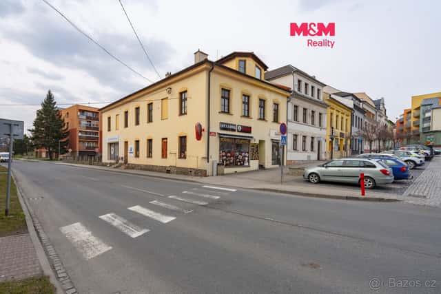 Prodej nájemního domu, 580 m², Vítkov, ul. nám. Jana Zajíce, okres Opava