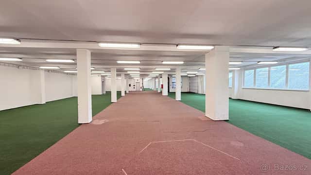 Pronájem obchodního/skladovacího prostoru 1200 m², okres Litoměřice