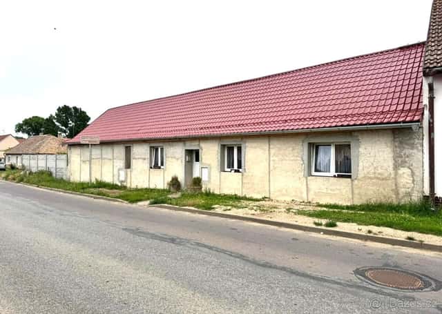 Prodej, rodinný dům 3+1, 466 m2, Božice, okr. Znojmo, okres Znojmo