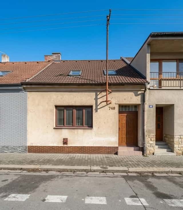 Rodinný dům 2+1 s podkrovím a zahrádkou – Pardubice, okres Pardubice