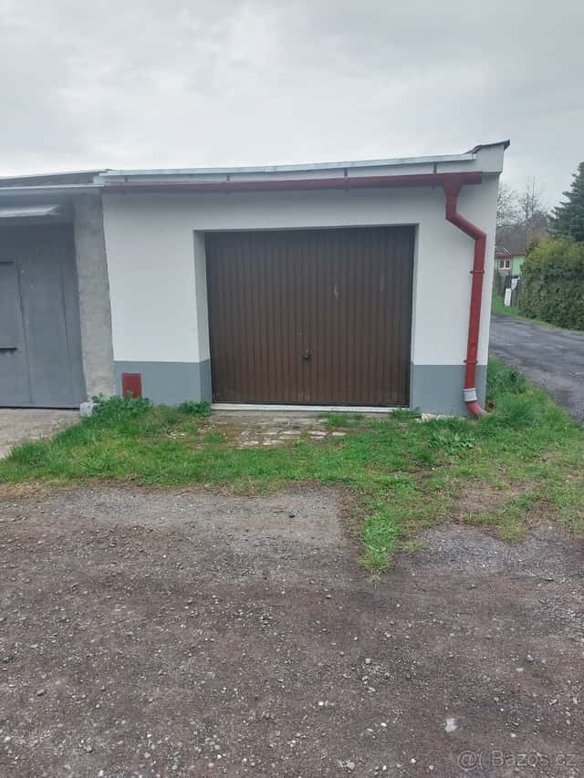 Pronájem garáže, okres Most