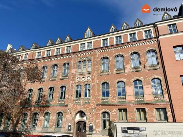 Pronájem kanceláře 22 m2, ul. Smetanovo náměstí, Ostrava - M, okres Ostrava-město