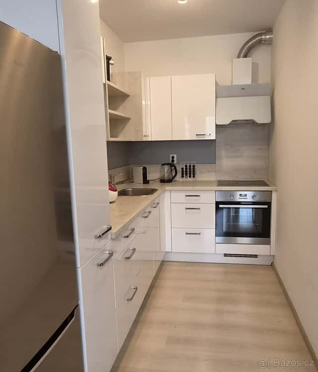 OV, byt 2+kk, 52 m2, balkon, Pardubice, Pod Vinicí, okres Pardubice