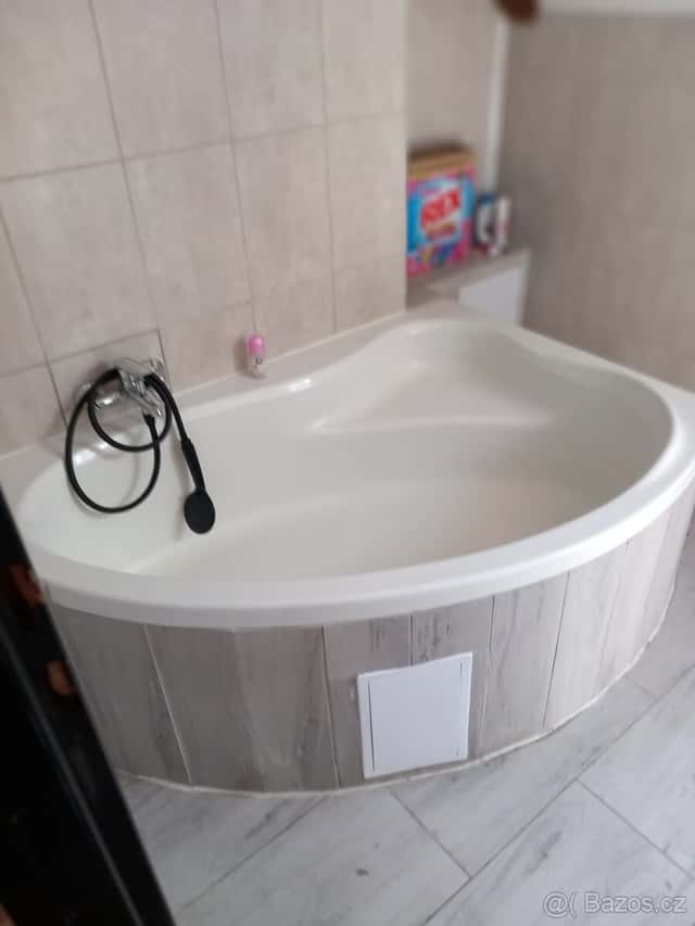 Pronajmu 3+1 s vlastním balkonem u OC pivovar, okres Děčín