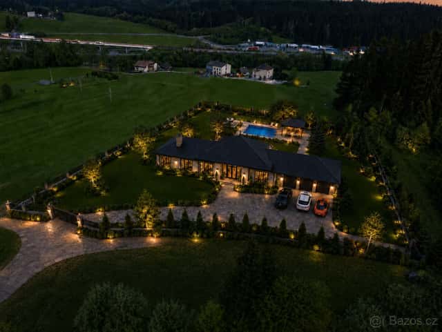PREDAJ , POZEMKU 16 300 m² S RODINNÝM DOMOM, okres Frýdek-Místek