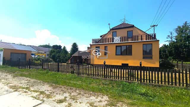 Prodej RD 3+1 se zahradou v Netolicích, okres Prachatice