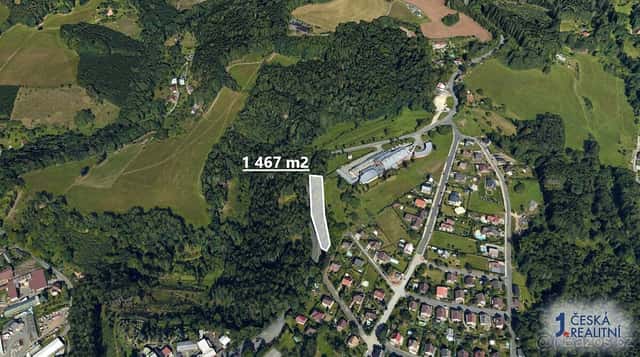 Les 1 467 m², okres Semily