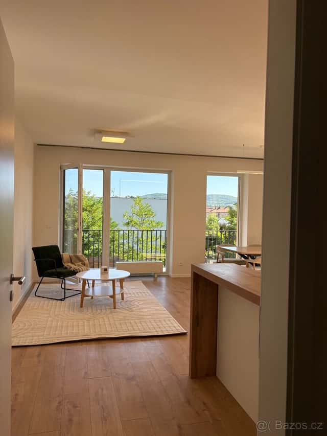 Světlý byt 3+kk s balkonem, zahradou, Berounská brána, okres Beroun