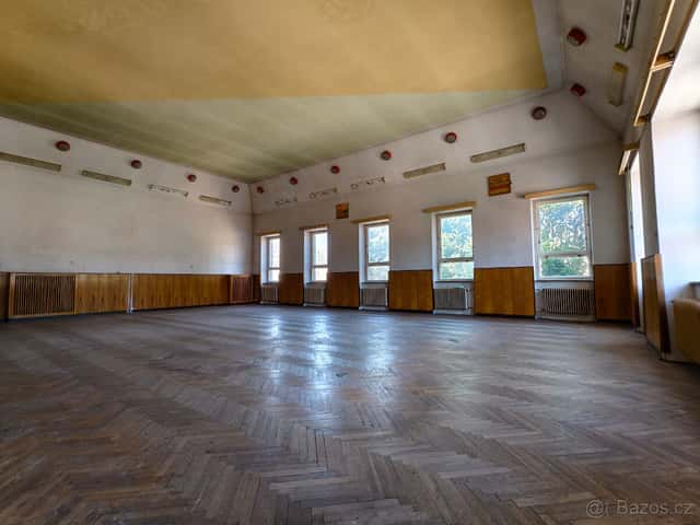 Pronájem sálu 120m2, Semily - centrum, okres Semily
