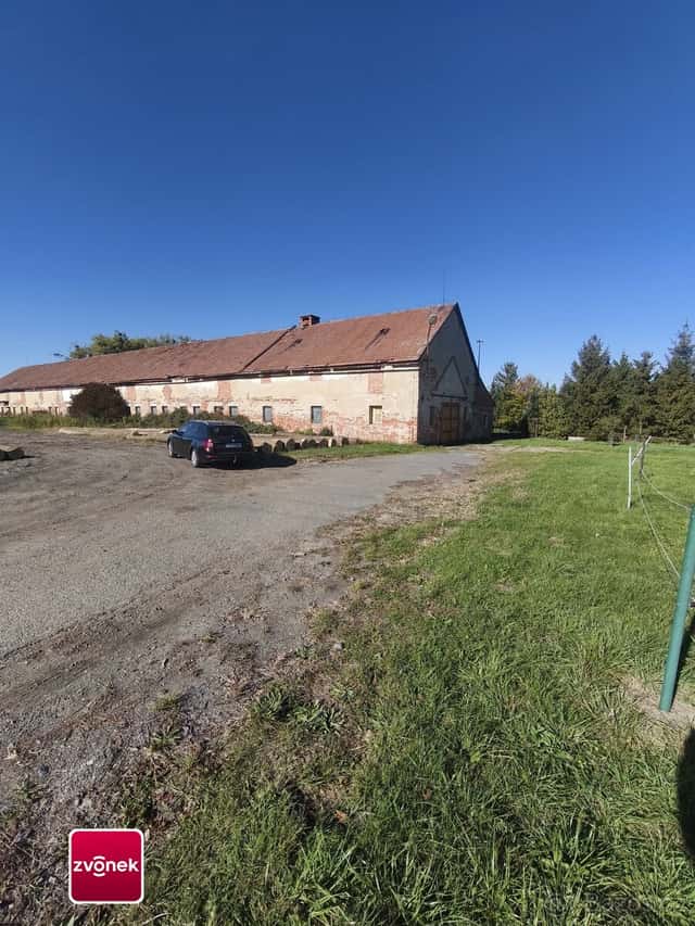 Investice Prodej zemědělského objektu 1 600 m², Bystřice pod, okres Kroměříž