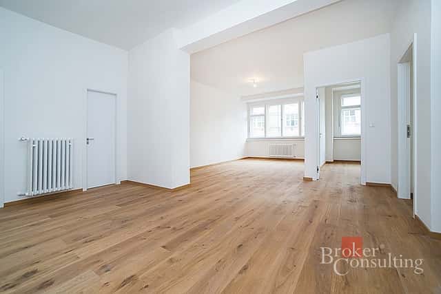 Podnájem, komerční/kanceláře, 110 m2, Jičínská 2348/10, Vino, Praha 3