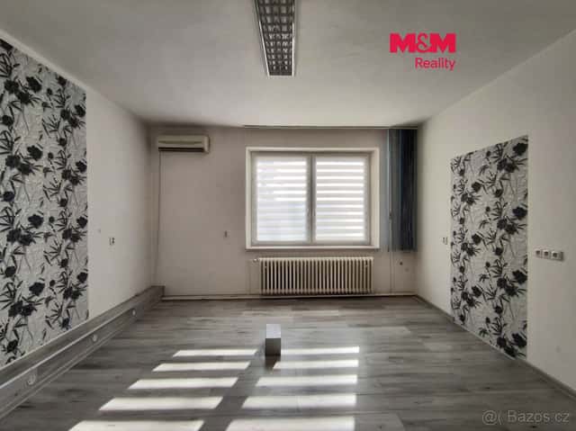 Pronájem obchod a služby, 24 m², Ostrava, ul. Hviezdoslavova, okres Ostrava-město