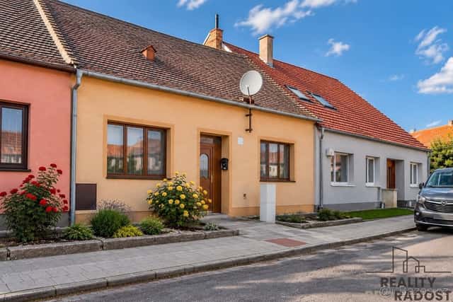 Rodinný dům 3+1 v Jaroslavicích s dvorkem a zahrádkou, RD 3, okres Znojmo