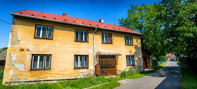 Prostorný rodinný dům Chvalčov, Hostýnské vrchy, okres Kroměříž