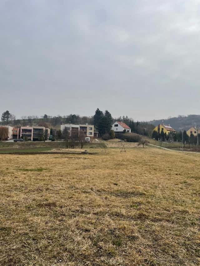 Prodám stavební pozemky na k.ú. Milešovice, okres Vyškov