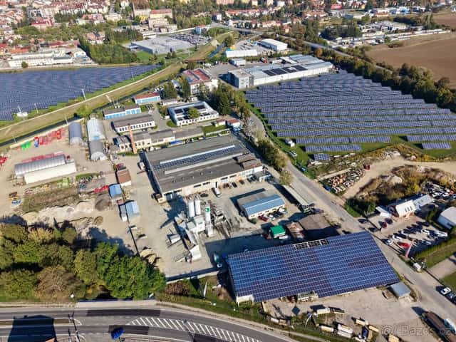 🛑Pronájem vytápěné průmyslové haly 1200 m² s 5t jeřábem – U, okres Uherské Hradiště