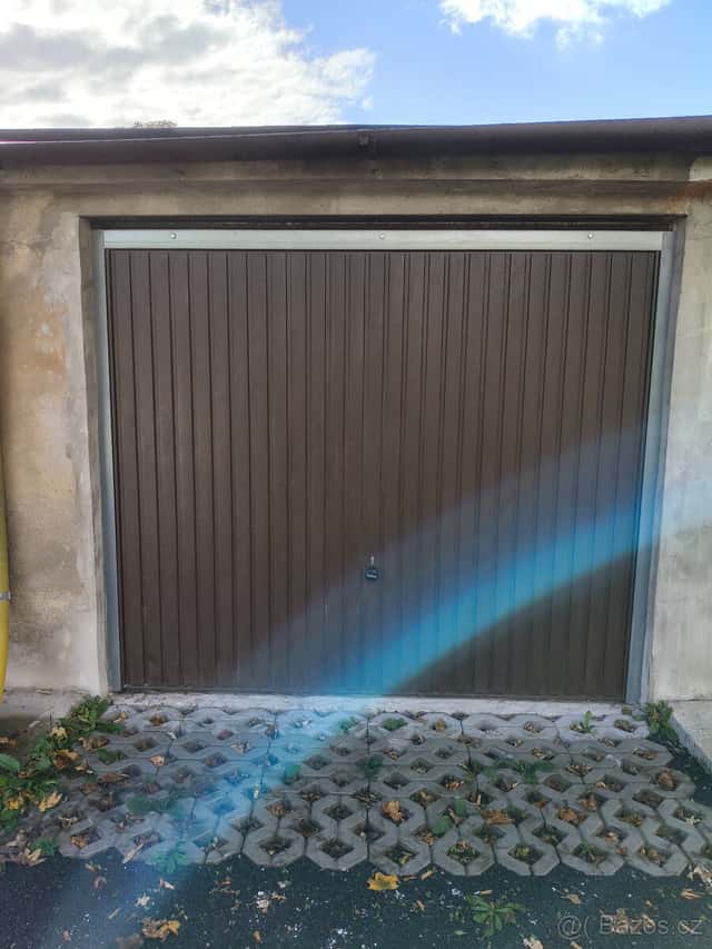 Pronájem garáže – Novosedlice, ul. Míru, okres Teplice