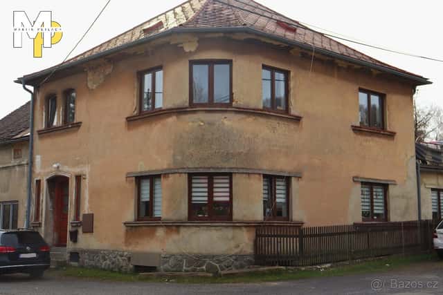 Prodej domu 452 m² s potenciálem 4 bytů, pozemek 1 043 m², okres Česká Lípa