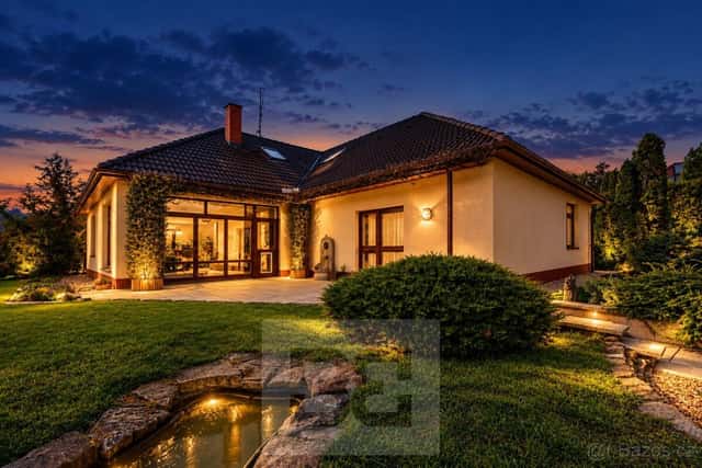 Prodej rodinného 6+2 v obci Křižatky u Berouna, ev.č. N09629, okres Beroun