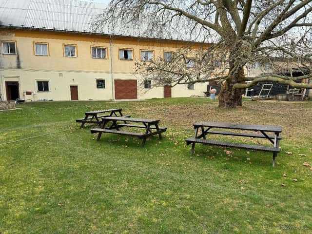 Ubytovací zařízení kapacita 100osob NYMBURSKO, okres Nymburk