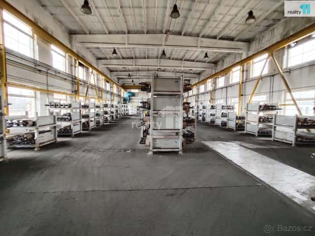 Pronájem skladu E 710 m2, Červeněves, okres Hradec Králové