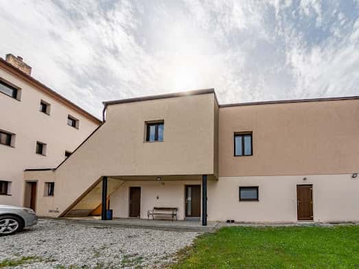 Prodej Rodinného domu v Č.B. se 3 byty 3+1,2+1,1+1, okres České Budějovice