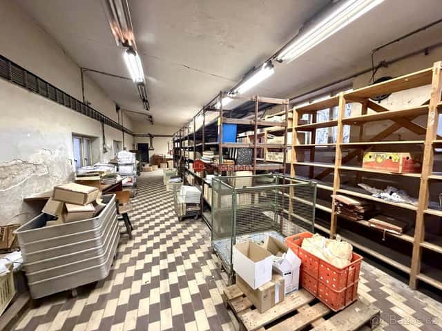 Pronájem skladových prostor 139 m² – areál ALFATEX, Pelhřimo, okres Pelhřimov