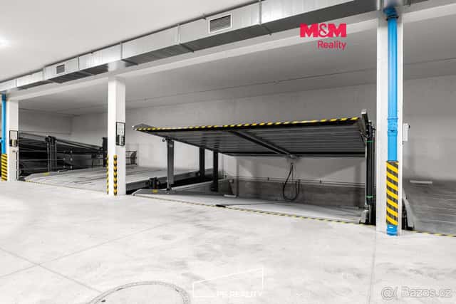 Pronájem garážového stání, 15 m², Plzeň, ul. Na Jíkalce, okres Plzeň-město