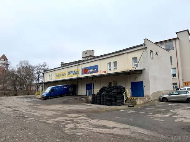 Samostatná komerční budova 530 m² k pronájmu – Pelhřimov, ar, okres Pelhřimov