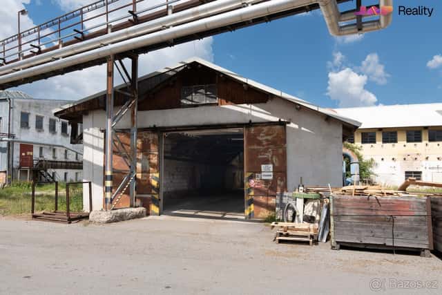 Pronájem skladového prostoru č.1, 668 m², Tetčice, Brno venkov, okres Brno-venkov