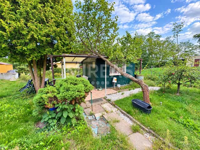 Mladá Boleslav, pronájem chaty 1+kk, 11 m² s pozemkem 389 m², okres Mladá Boleslav