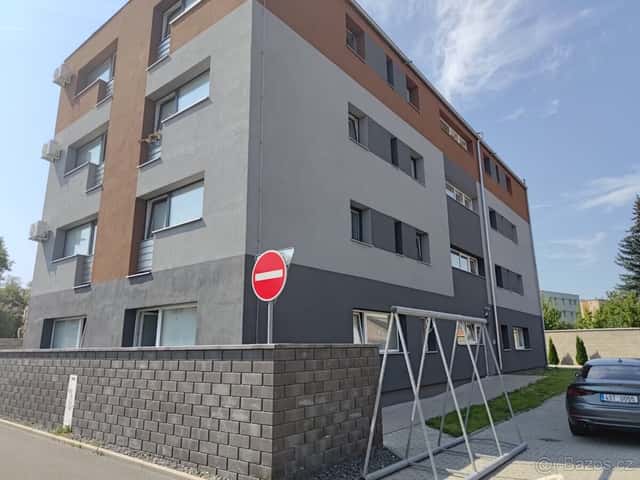 Pronájem bytu 3+kk 90m2, Kladno-Kročehlavy, ul.Milady Horák, okres Kladno