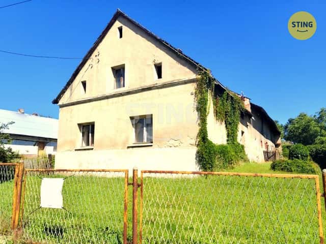 Prodej RD k rekonstrukci se zahradou a sadem 2.439 m, 133804, okres Bruntál