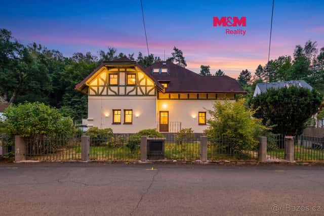Prodej rodinného domu, 486 m², Dalovice, ul. Pod Strání, okres Karlovy Vary