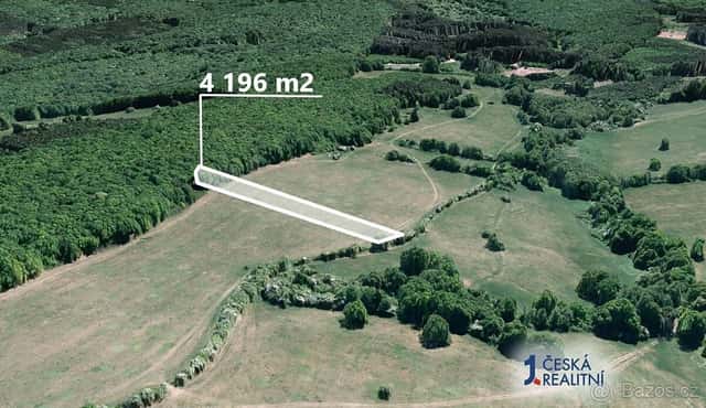 Pole 4 196 m², okres Uherské Hradiště