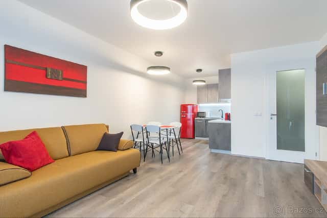 Pronájem 2+kk, 67 m² – Nekvasilova 27, Karlín, Praha 8, Praha 8