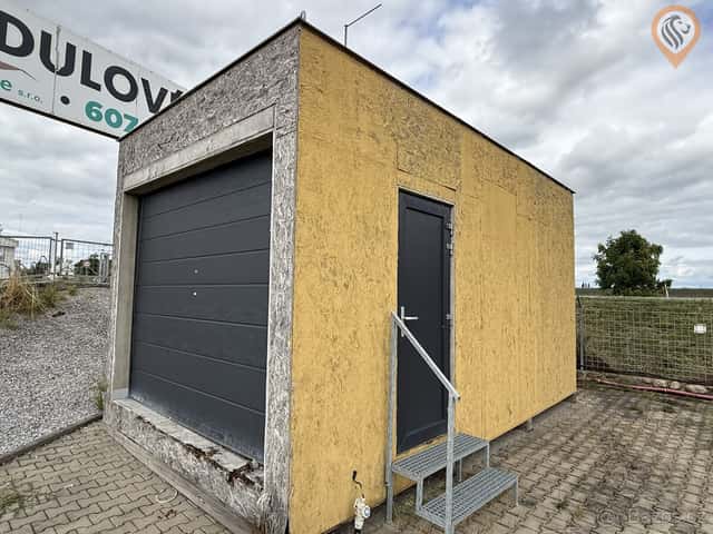 Garáž č.02 Dny otevřených dveří: 21 MOBILNÍCH DOMŮ na pr, okres Hradec Králové
