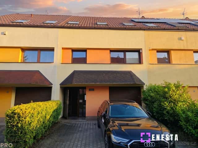 Pronájem RD cca. 200 m² v obci Hostivice, Praha-západ, okres Praha-západ