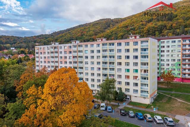 Prodej bytu 3+1 s lodžií, 82 m and sup2;, Krupka, ul. Karla, okres Teplice