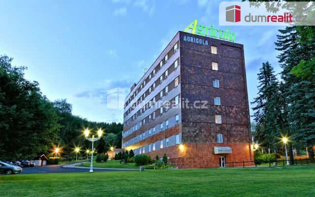Hotel Agricola s bazénem, balneo centrem s pozemkem, zahrado, okres Cheb