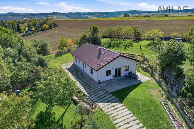 Prodej domu 5+kk, v obci Kaliště, okres Praha - východ, okres Praha-východ
