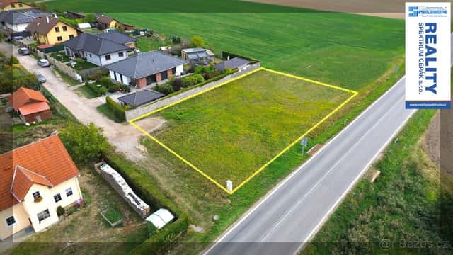 Prodej stavebního pozemku 1 208 m², Pištín - Češnovice, okres České Budějovice