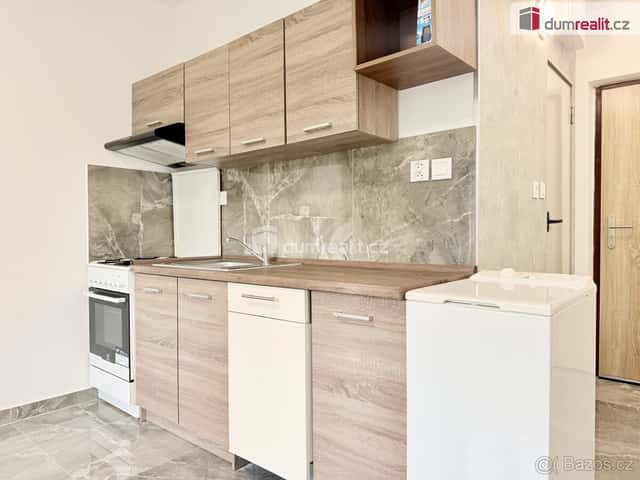 Pronájem bytu 1+1 v Hroznětíně, okres Karlovy Vary