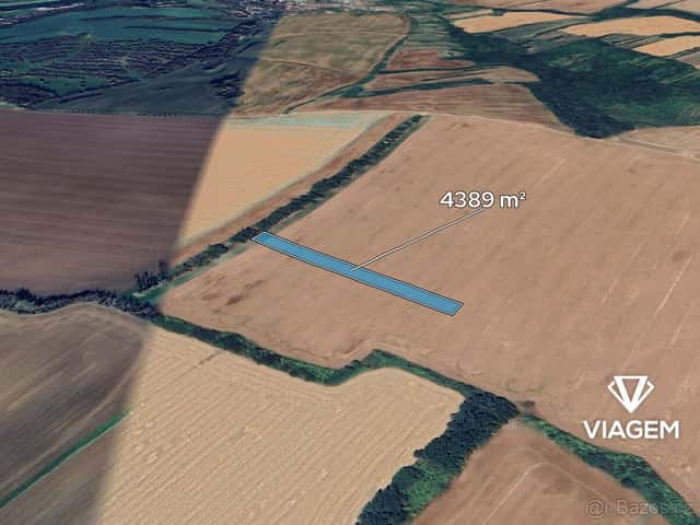 Pole 4 389 m², okres Uherské Hradiště