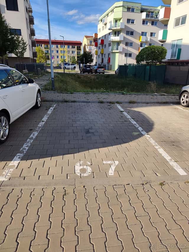 Venkovní parkovací stání, okres Uherské Hradiště