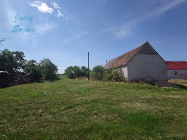 Stavební pozemek Stupešice, 753m2, okres Znojmo