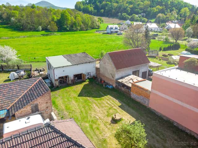 Prodej pozemku se stodolou v obci Rtyně nad Labem, okres Teplice